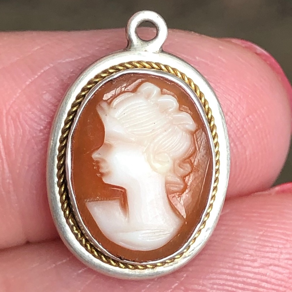 Vintage Shell Cameo Pendant Sterling Silver